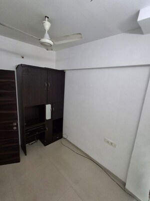 Furnished Amenities in  Office Space at Kurla Kamgar CHS, Kurla – for Rent