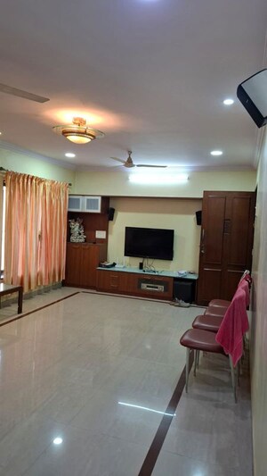 Bedroom in 2 BHK Apartment at Shristi Complex, Andheri East – for Rent