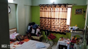 Living Room in 2 BHK Apartment at Mayuresh Park, Bhandup West – for Sale