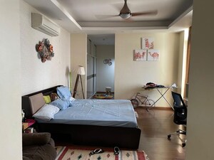 Bedroom in 2 BHK Apartment at Ireo Victory Valley, Sector 67 – for Rent