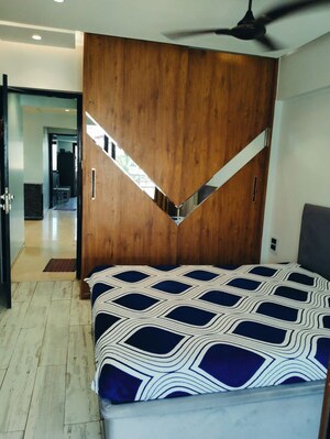 Bedroom in 4 BHK Apartment at Palm Hills, Malad East – for Sale