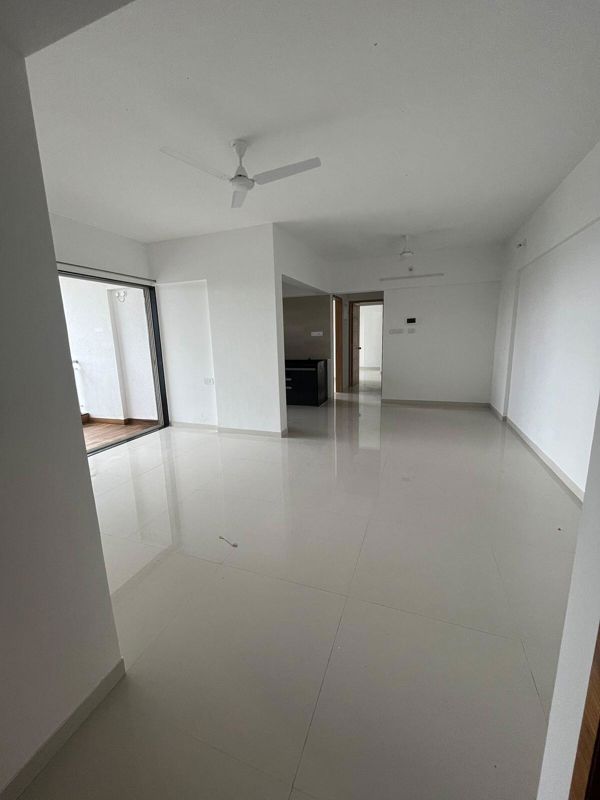3 BHK + Servant Room Apartment For Rent in Anandtara Silicon Bay
