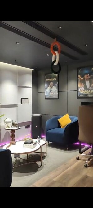 Furnished Amenities in  Office Space at Netaji Subhash Place – for Rent