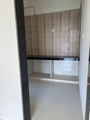 Furnished Amenities in 3 BHK Apartment at Sheth Zuri, Laxmi Nagar – for Rent