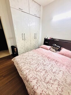 3 BHK + Servant Room Apartment For Sale in M3M Merlin