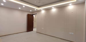 Room in 3 BHK Builder Floor at New Industrial Township 1 – for Sale