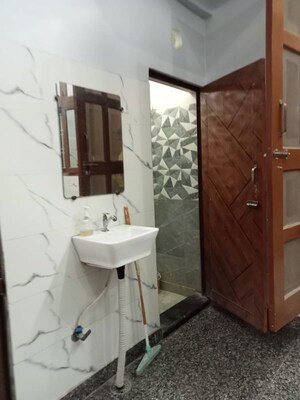 Bathroom in 1 RK Builder Floor at Burari – for Rent