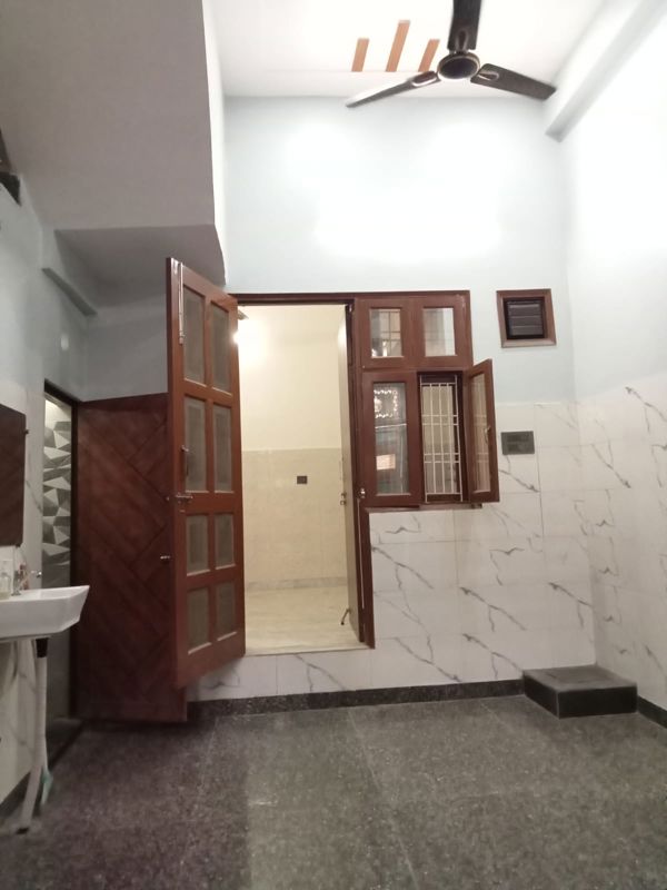 1 Rk+ Extra Room Builder Floor For Rent in Burari