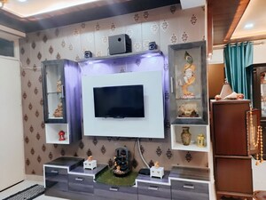 Team Area in 3 BHK Builder Floor at BPTP Parkland, Sector 75 – for Rent