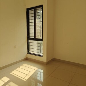 Room in 1 BHK Apartment at Nanded – for Rent