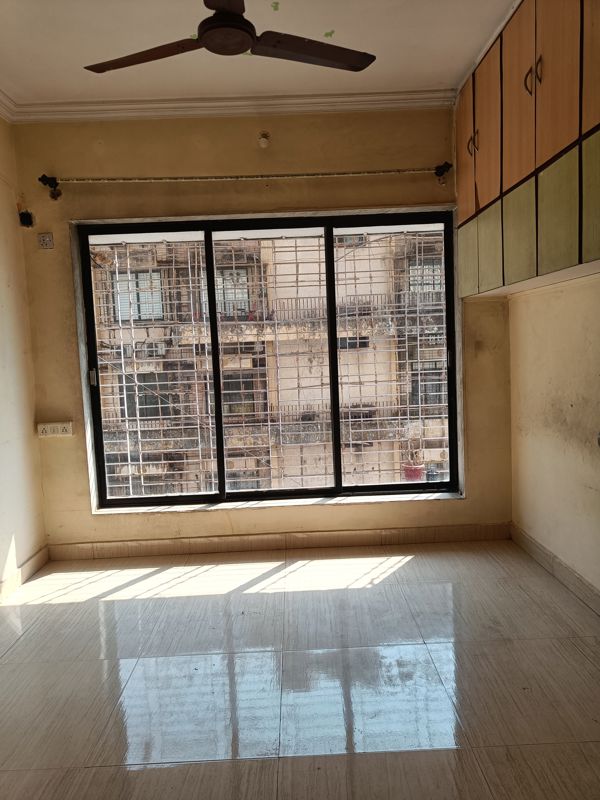 2 BHK Apartment For Rent in Summit Apartment