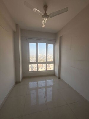 Room in 2 BHK Apartment at Signature The Millennia 2, Sector 37d – for Sale