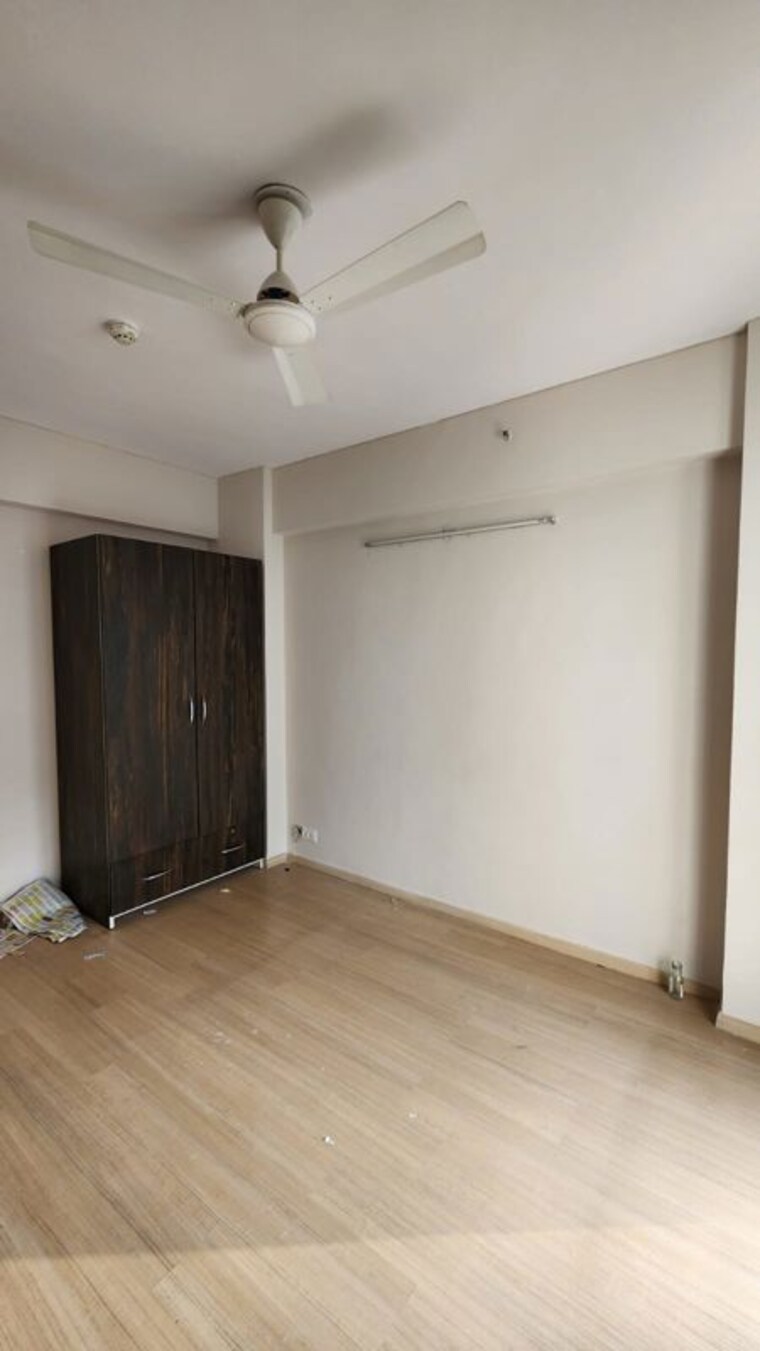 Room, dlf-new-town-heights-ii 4 Bedroom 2530 Sq.Ft. Apartment In Sector 86 Gurgaon 10165622