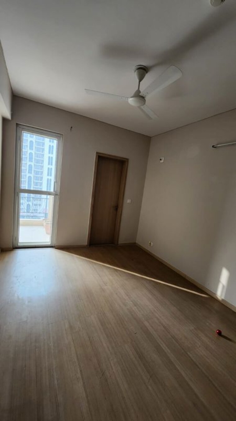 Room, dlf-new-town-heights-ii 4 Bedroom 2530 Sq.Ft. Apartment In Sector 86 Gurgaon 10165622