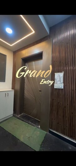 3 BHK + Pooja Room,Servant Room,Study Room,Extra Room Builder Floor For Sale in TDI The Retreat