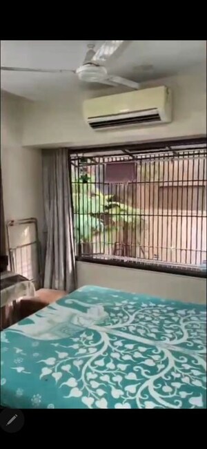 Bedroom in 3 BHK Apartment at Dadar West – for Rent