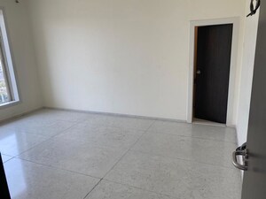 1 RK Apartment For Rent in Goregaon East