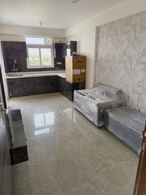 1 BHK Apartment For Rent in Vardhman Empire Estate, Mahapura