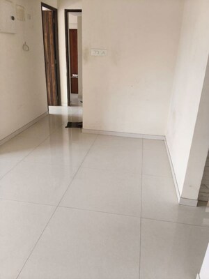 Room in 2 BHK Apartment at Chandak Stella, Goregaon West – for Rent