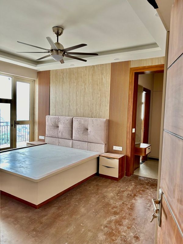 4 BHK + Servant Room Apartment For Rent in Imperia Esfera