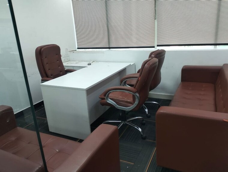 Team Area, sector 63 Commercial Office Space 1200 Sq.Ft. In Sector 63 Noida 10165635