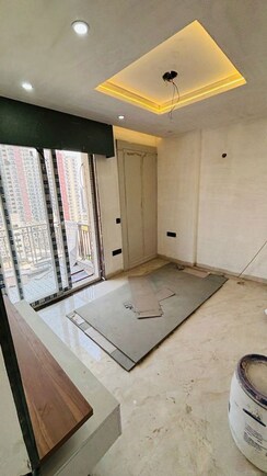 2.5 BHK + Study Room Apartment For Rent in Imperia Esfera