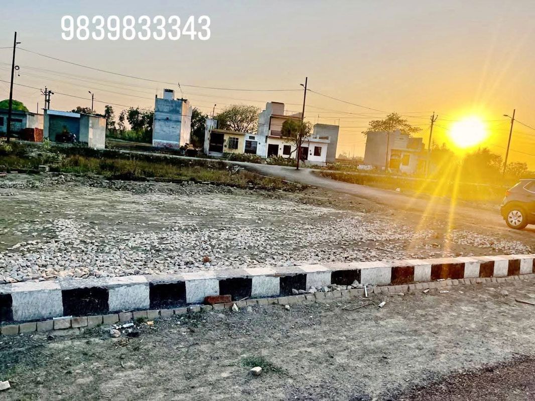 Plot For Sale in Gomti Nagar