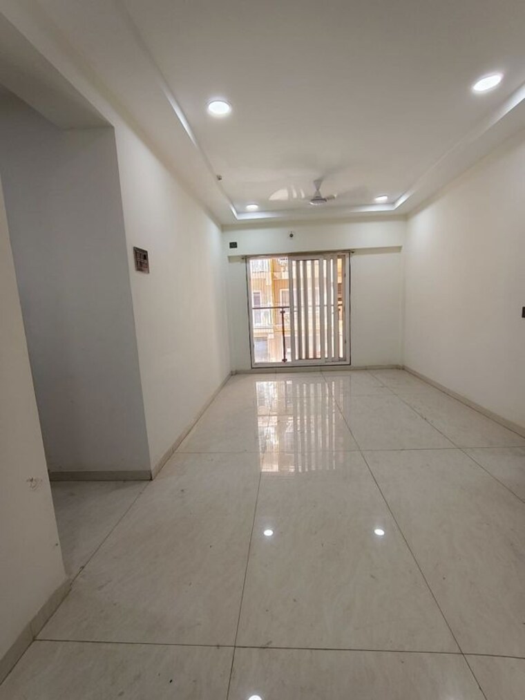 Living Room, goregaon west 2 Bedroom 720 Sq.Ft. Apartment In Goregaon West Mumbai 10165715