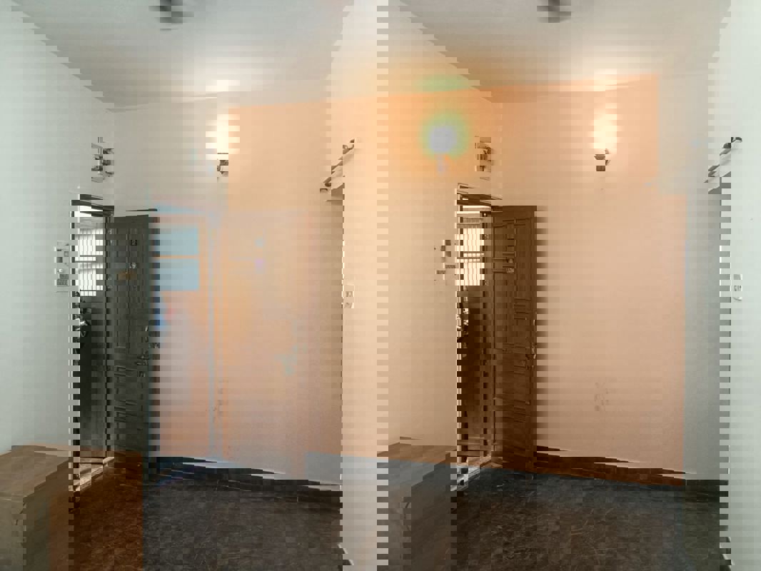 1 BHK 1100 Sq.Ft. Apartment in Saptarishi Apartments