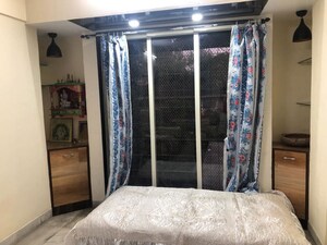 Bedroom in 1 BHK Apartment at Mahim West – for Rent