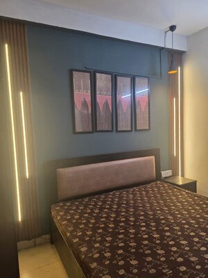 Bedroom in 2 BHK Builder Floor at Saket – for Rent