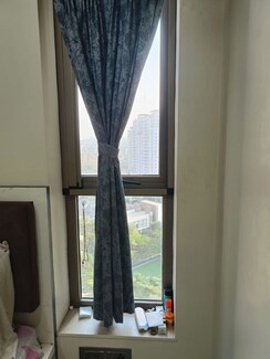 2 BHK Apartment For Sale in Kalpataru Paramount