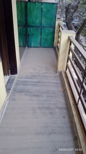 Balcony in 1 RK Builder Floor at Sector 45 – for Rent