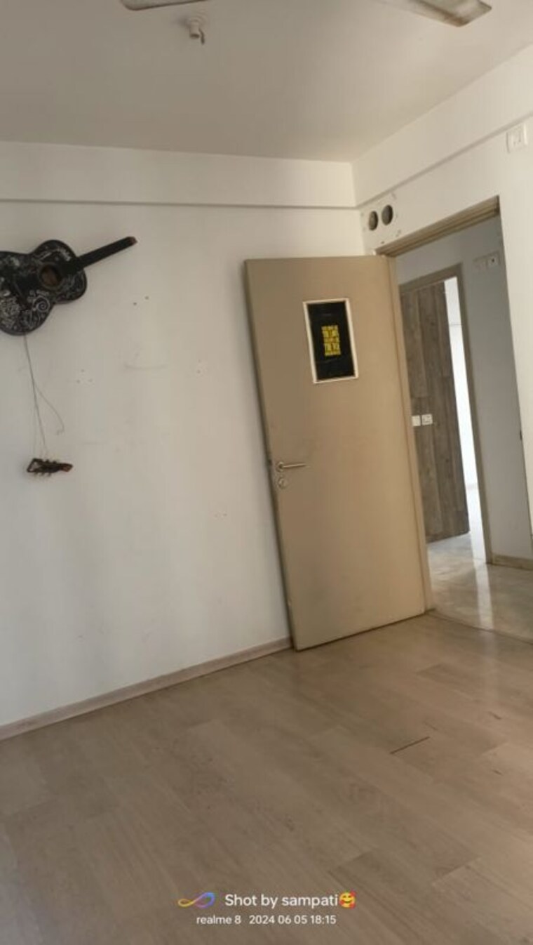 Room, hiranandani estate 3 Bedroom 1200 Sq.Ft. Apartment In Hiranandani Estate Thane 10165812