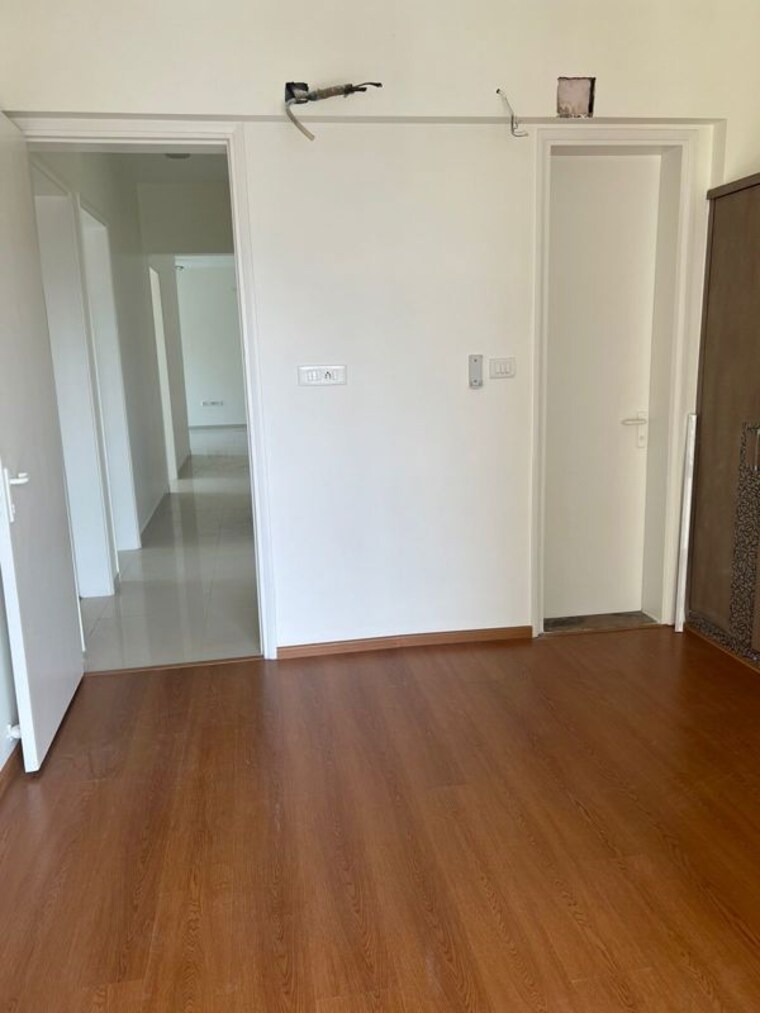 Room, hiranandani estate 3 Bedroom 1200 Sq.Ft. Apartment In Hiranandani Estate Thane 10165812