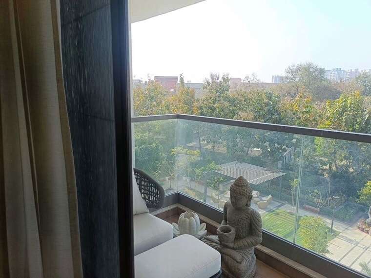 Swimming Pool, bptp-the-deck 5 Bedroom 3300 Sq.Ft. Apartment In Sector 82 Faridabad 10165755