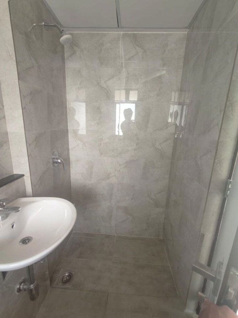 Attached Bathroom, sheth-auris-bliss 2 Bedroom 677 Sq.Ft. Apartment In Malad West Mumbai 10165832