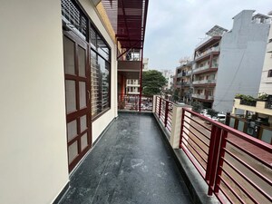Balcony in 1 BHK Builder Floor at Kohli One Malibu Town, Sector 47 – for Rent