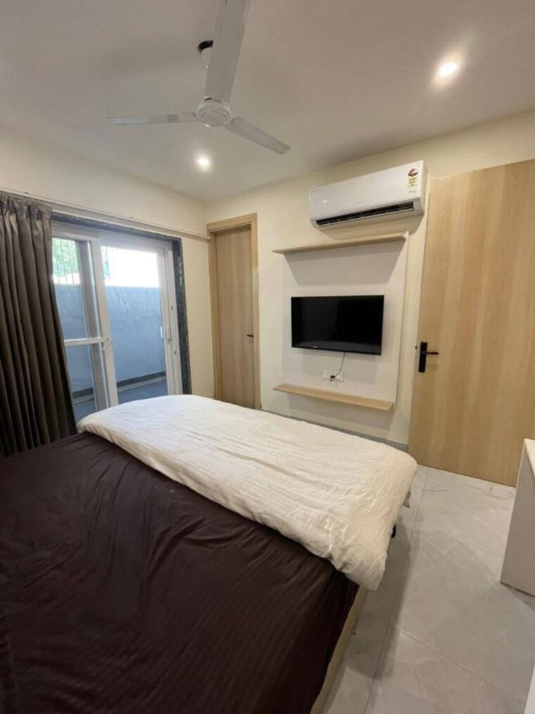 Bedroom, saket 1 Bedroom 700 Sq.Ft. Apartment In Saket Delhi 10165851