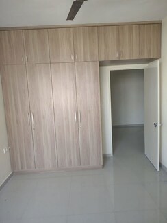 2 BHK + Pooja Room,Extra Room Apartment For Rent in Ireo The Corridors