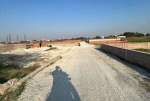  Plot – Exterior View View at Rohania - for Sale