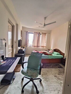 Master Bedroom in 2 BHK Apartment at Hiranandani Garden Brentwood, Powai – for Rent