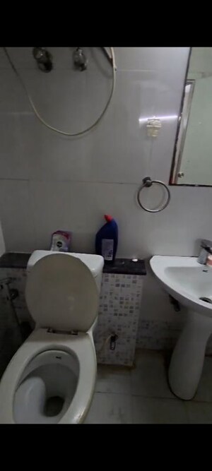 Bathroom in 3 BHK Apartment at CHD Avenue 71, Sector 71 – for Rent