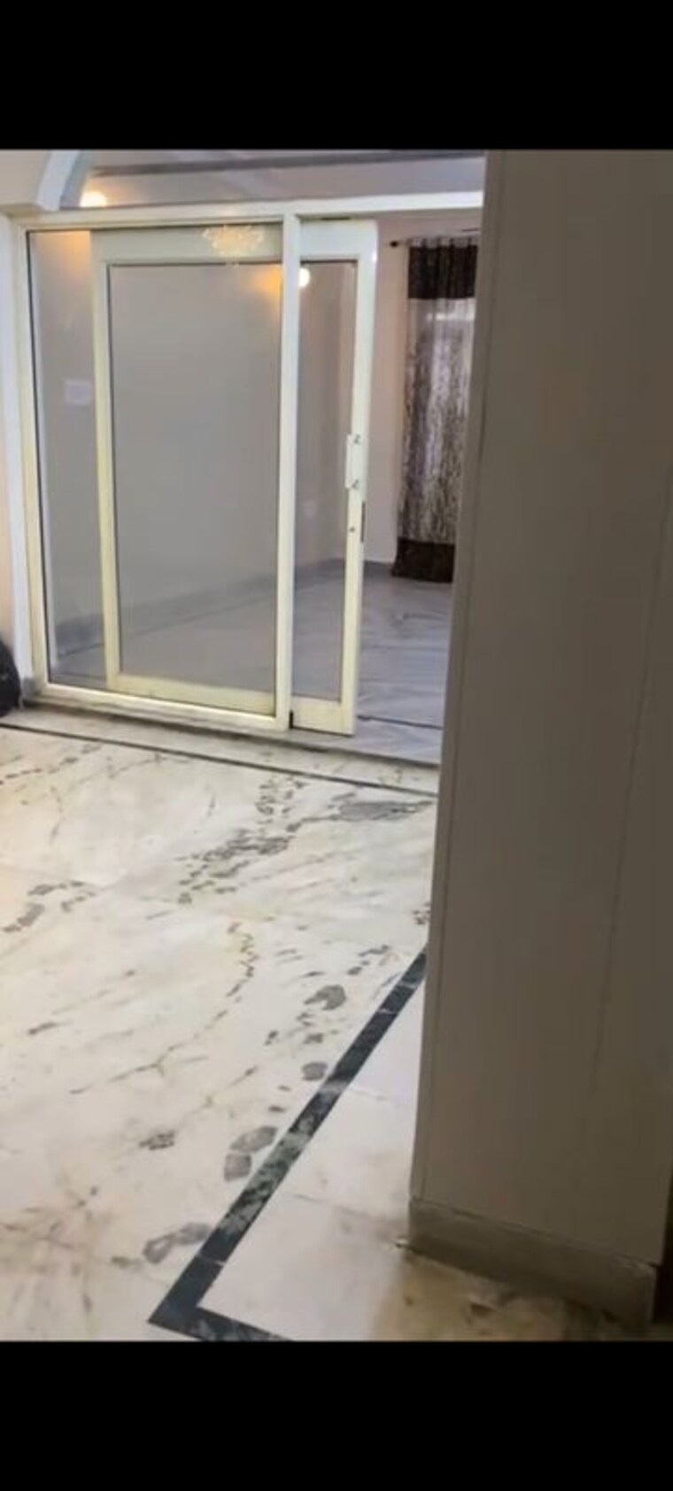 Room, sector 11 2 Bedroom 300 Sq.Yd. Builder Floor In Sector 11 Faridabad 10165979