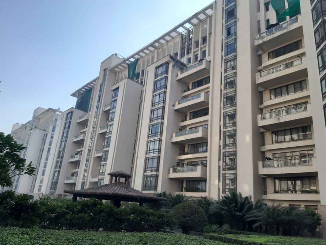 4 BHK + Pooja Room,Servant Room,Store Room Apartment For Rent in SS Hibiscus