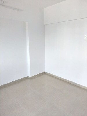 Room in 2 BHK Apartment at Lodha Splendora, Ghodbunder Road – for Rent