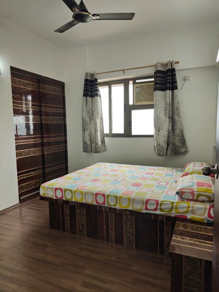 Bedroom, lodha-splendora 2 Bedroom 750 Sq.Ft. Apartment In Ghodbunder Road Thane 10166002