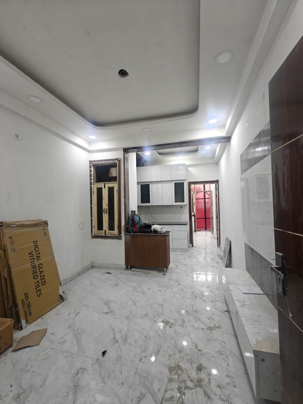 1 BHK + Extra Room Builder Floor For Sale in Sector 73