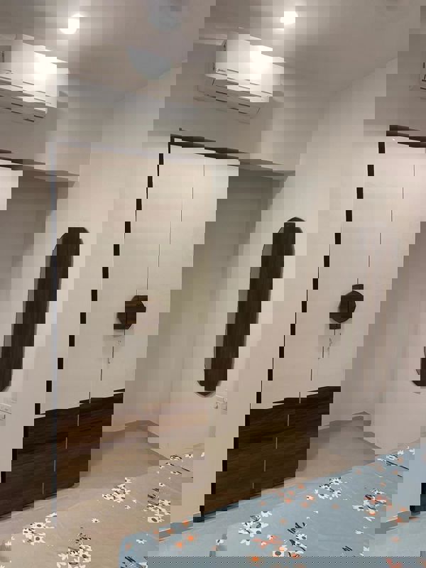 2 BHK 700 Sq.Ft. Apartment in One Hiranandani Park Barrington