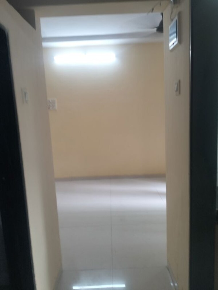 Room, mira nagar 1 Bedroom 553 Sq.Ft. Apartment In Mira Nagar Mumbai 10093958
